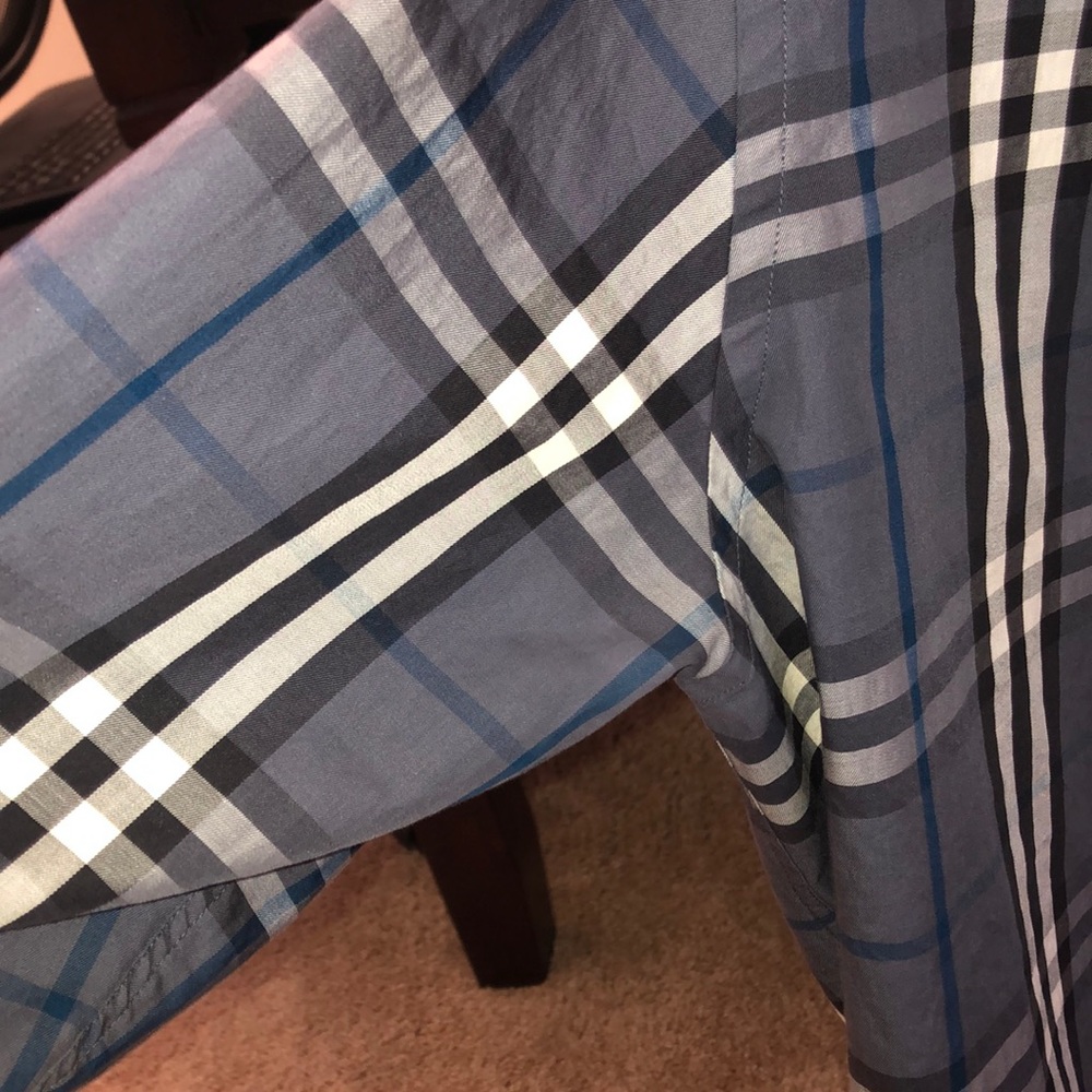 Burberry button up - Picture 3 of 6